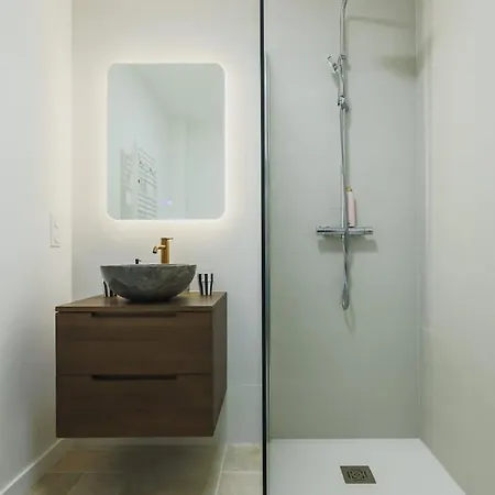 Appartement Jade Air-conditioned 10 Min Sea, Bath, Pool Le Bernard